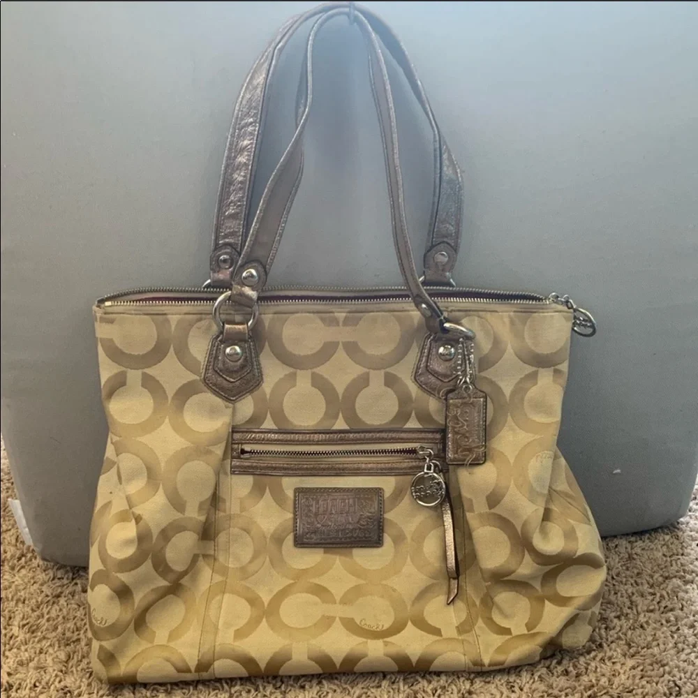 Coach Bag (authentic) *rare* GOLD color